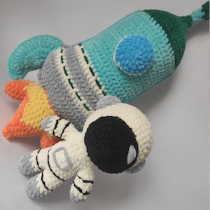 Crochet rocket and astronaut toys plush Stuffed crochet toys Spaceship and spaceman set