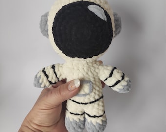 Crochet astronaut toy plush Spaceman stuffed crochet toy Gift for kids