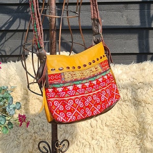 Bolso boho Lucky, bandolera kilim, bolso estilo ibicenco con tejido original Hmong