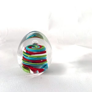 Colour Theory Paper Weight in Cool