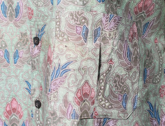 Vintage shirt with flower print in pastel colors … - image 8