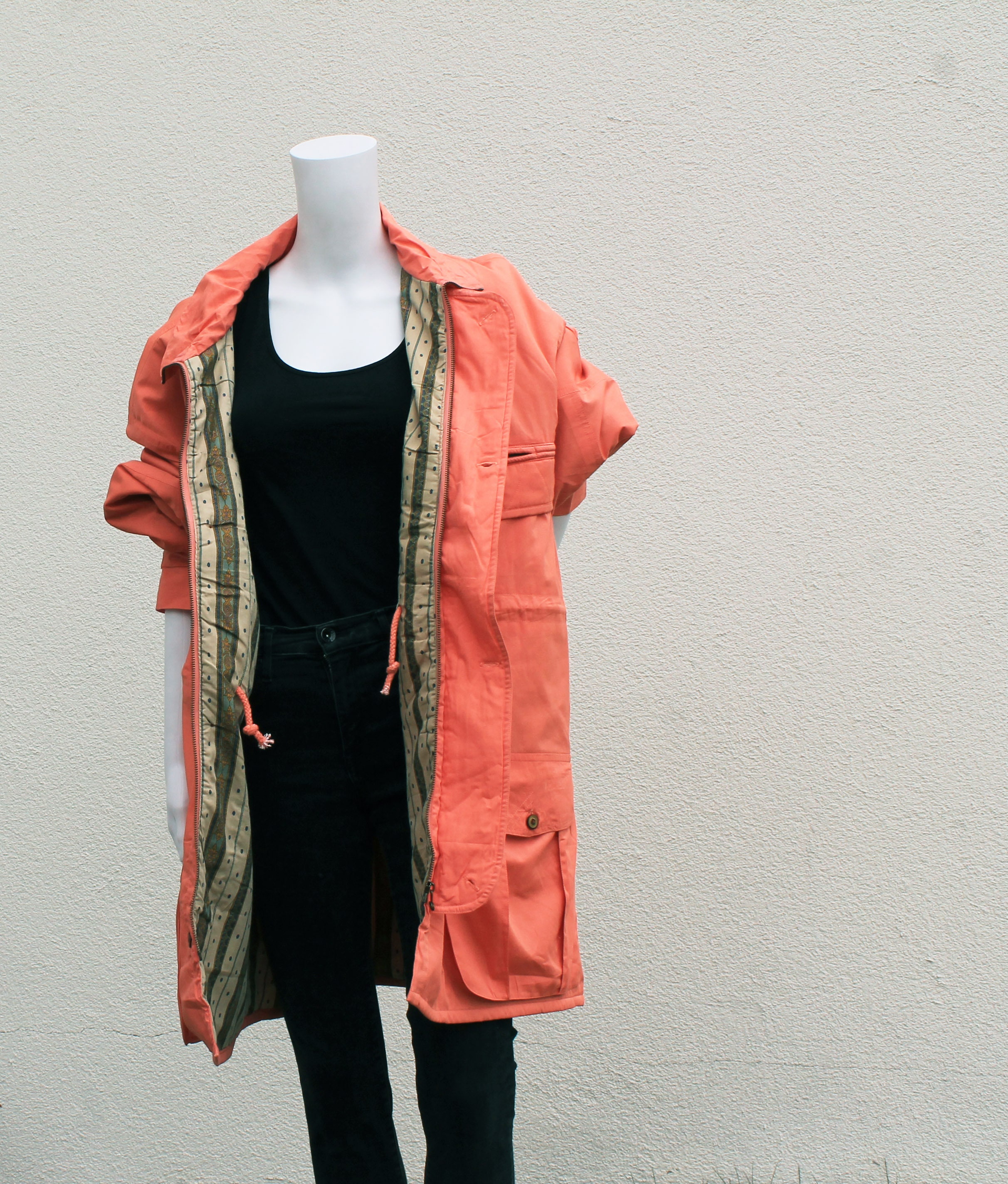 Vintage Parka in salmon / 80s Vintage coat parka / long orange jacket / 80er Parka Vintage Jacke Wintermantel in Lachs hell Orange 1980