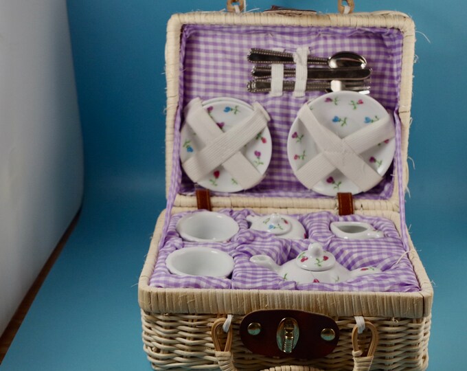 Delton Fine Collectable Tea Set Etsy