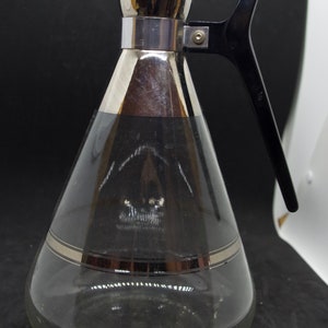 Vintage Pyrex Silver Pattern Carafe