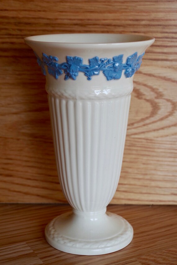 Vintage Wedgwood Vase Etsy