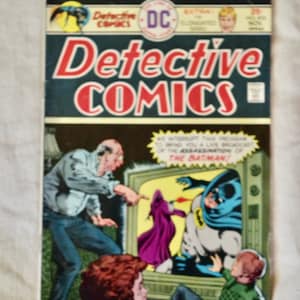 DC Detective Comics number 453