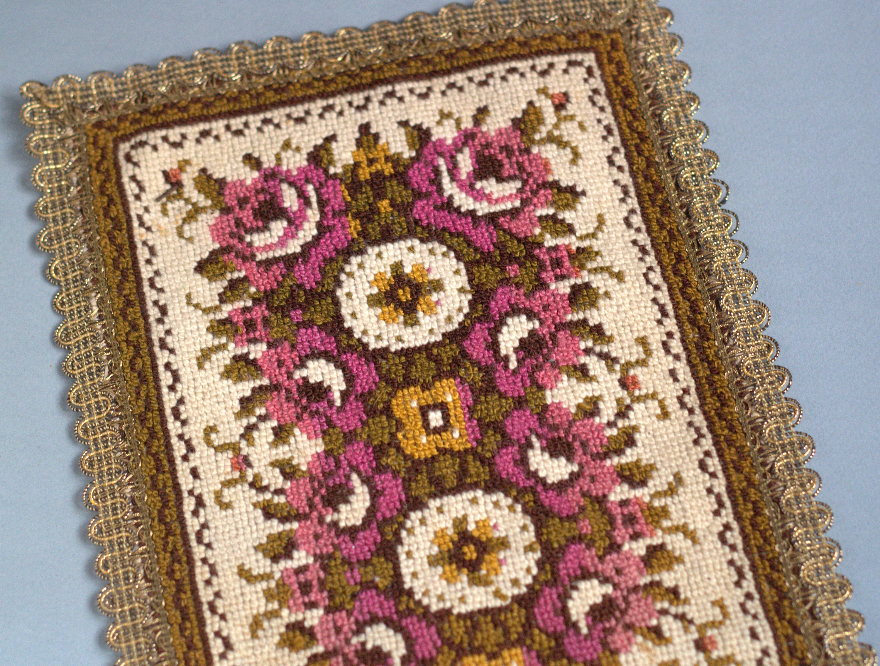 Vintage floral tapestry Small table runner Small napkin Etsy