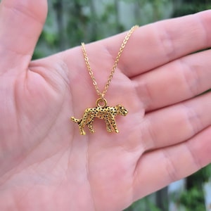 Gold Leopard Halskette • Große Katze Anhänger • 18k vergoldete Halskette • Wilder Schmuck • Panther Anhänger Halskette • Statement Schmuck