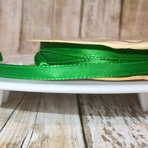 1/4&quot; green satin ribbon,ribbon by the yard,ribbon,satin ribbon,green ribbon,green trim,emerald ribbon,green wedding,wedding ribbon,corsage