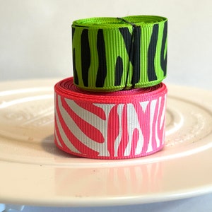 7/8&quot;  zebra grosgrain ribbon,zebra print ribbon,ribbon,zebra ribbon,hot pink zebra,usdr,animal print ribbon,animal print,zebra,green ribbon