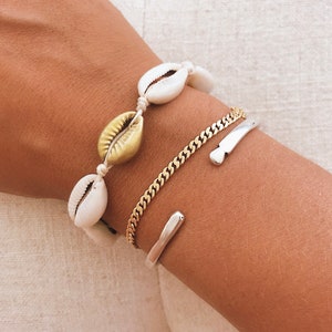 Seashell Bracelet Golden detail