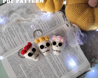 Crochet Skull Keychain Pattern: Halloween Amigurumi (PDF Pattern)