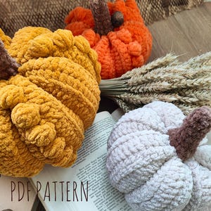 Crochet Pumpkins Pattern (PDF) 3 sizes | Fall Decor Amigurumi | Beginner Friendly | Instant Download | Halloween & Thanksgiving DIY Decor