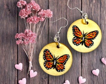 Pendientes de mariposa monarca, joyería étnica mexicana, aretes de mariposa de madera pintados a mano, regalo de San Valentín, arte inspirado en Frida para usar.