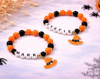 Pulseira personalizada de Halloween: pingente de chapéu de bruxa, contas laranja e pretas (kit faça você mesmo)
