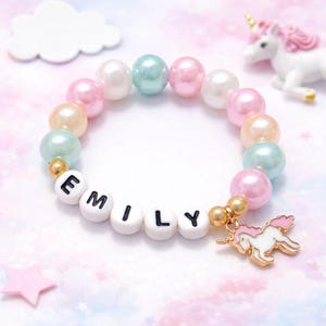 Braccialetto con nome unicorno personalizzato – Braccialetto con ciondolo unicorno per bambini – Regalo di compleanno per bambine – Bomboniera per feste a tema unicorno – Kit fai da te per braccialetti