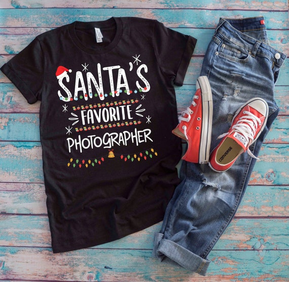 Santa's Favorite Photographer Funny Christmas Gift T-Shirt Santa's Favorite Photographer Funny Christmas Gift T-Shirt