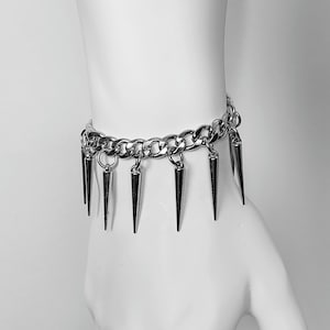 Spikes stainless steel skull ring hotsell