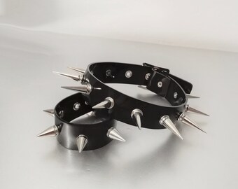 Large Spike Choker Set, Colored PVC Choker and 2 spike cuffs Set, Silver metal Spiked Bracelet, Spiked Choker -  (DDP)