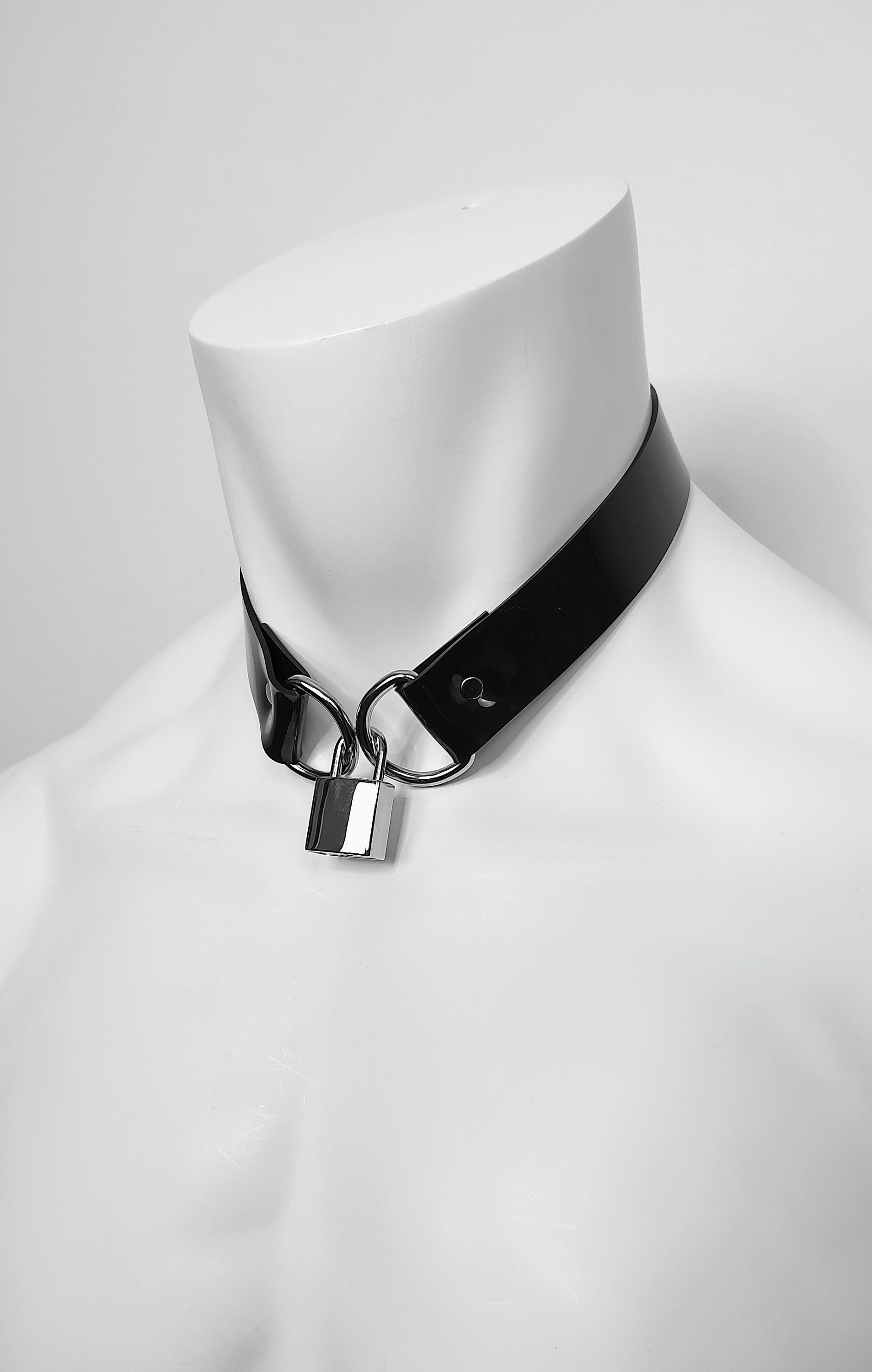 Pvc Choker Stainless Steel Padlock PVC Choker, Vinyl Choker With Padlock Accent ...