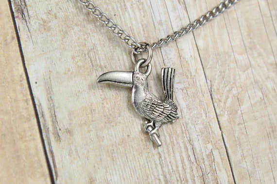 18 Sterling Silver Toucan Bird Pendant Necklace
