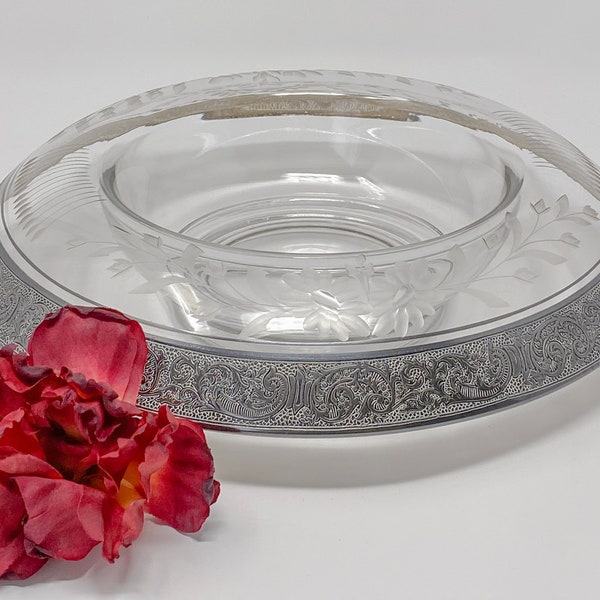 Cambridge | #679 Rolled Edge Console Bowl with #703 Florentine Silver Etch