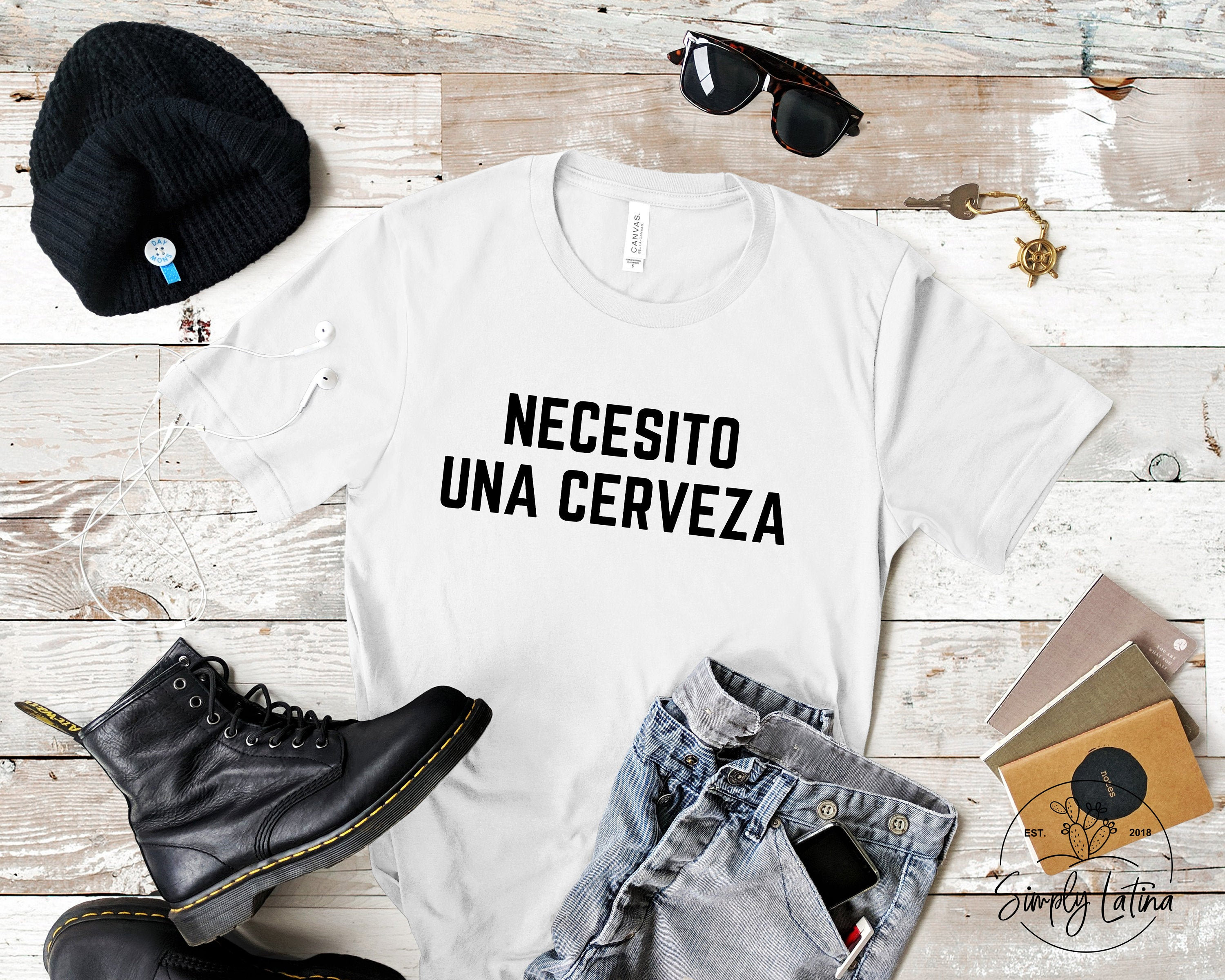 Necesito Una Cerveza Latino T-shirt 