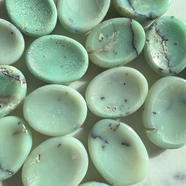 Natural Chrysoprase Worry Stone | Inner Child | Change | Positivity | Crystal