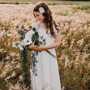 langes weißes Chiffon Kleid für Mädchen zur Taufe, zur Hochzeit oder für die Kommunion.