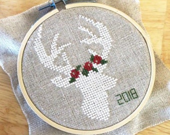 Christmas deer pattern Pdf, Christmas cross stitch pattern, Christmas embroidery, Christmas wall decor, Christmas decorations, Chart