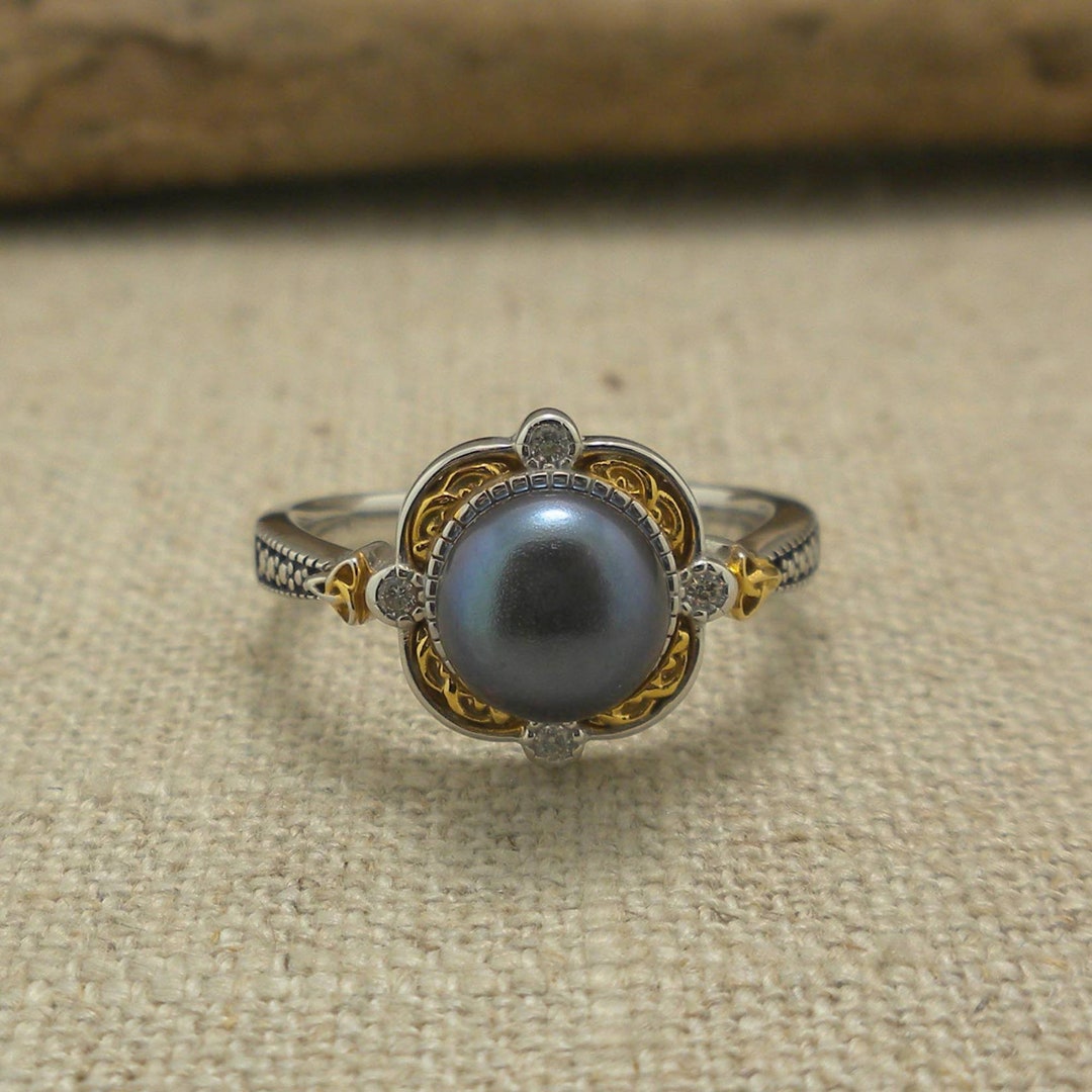 Sterling Silver Aphrodite Ring: 10K Celtic Knot & Peacock Pearl - Etsy