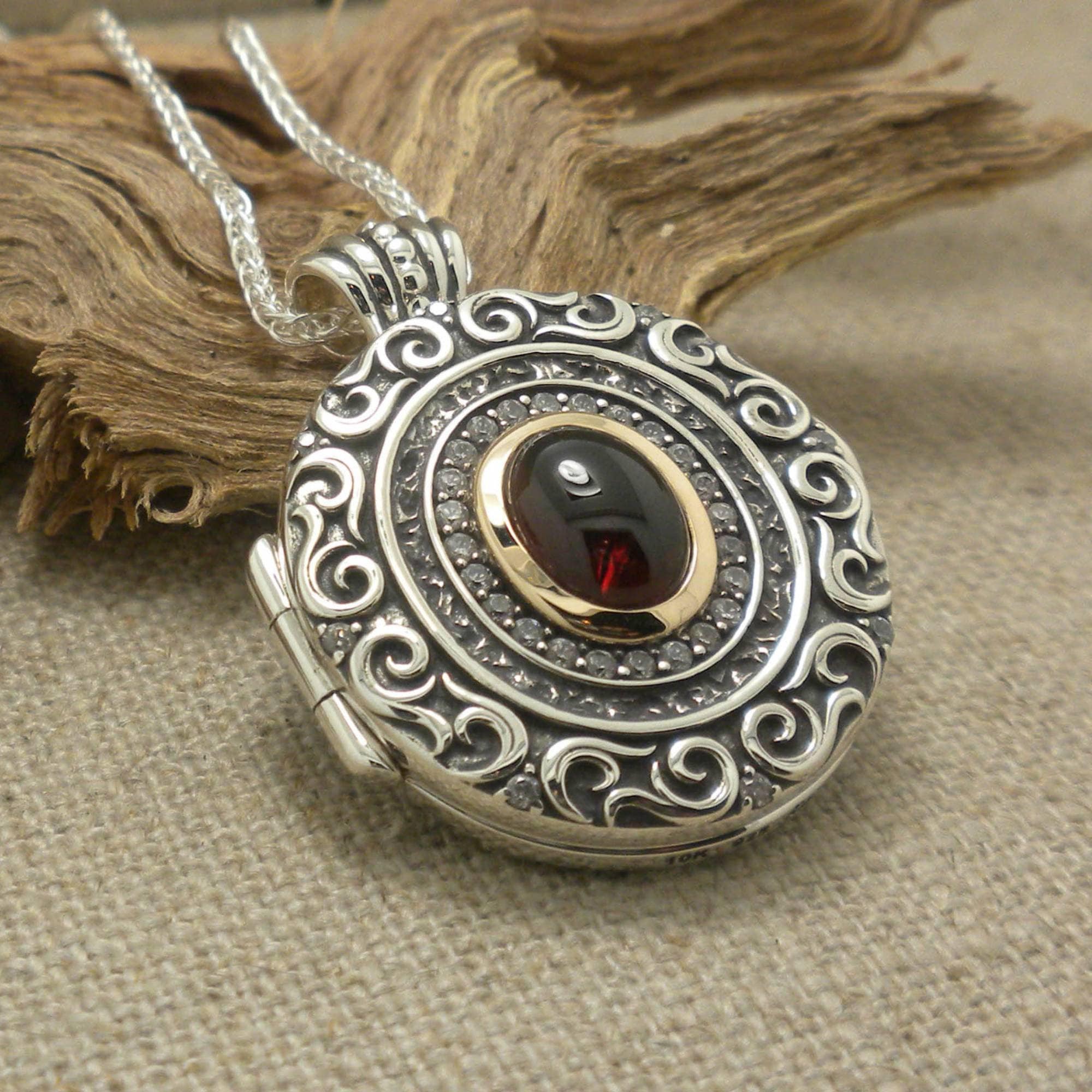 アクセサリー Vintage stone silver necklace Black Onyx Silver Gothic Pendant Necklace, 925 Sterling