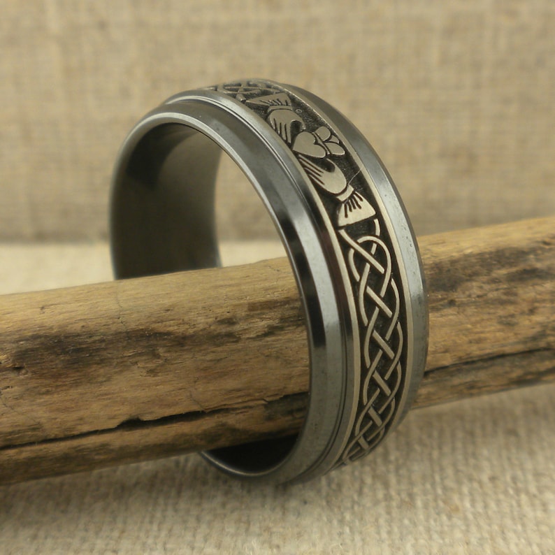 Claddagh and Celtic Knot Wedding Ring in Black Zirconium Made - Etsy