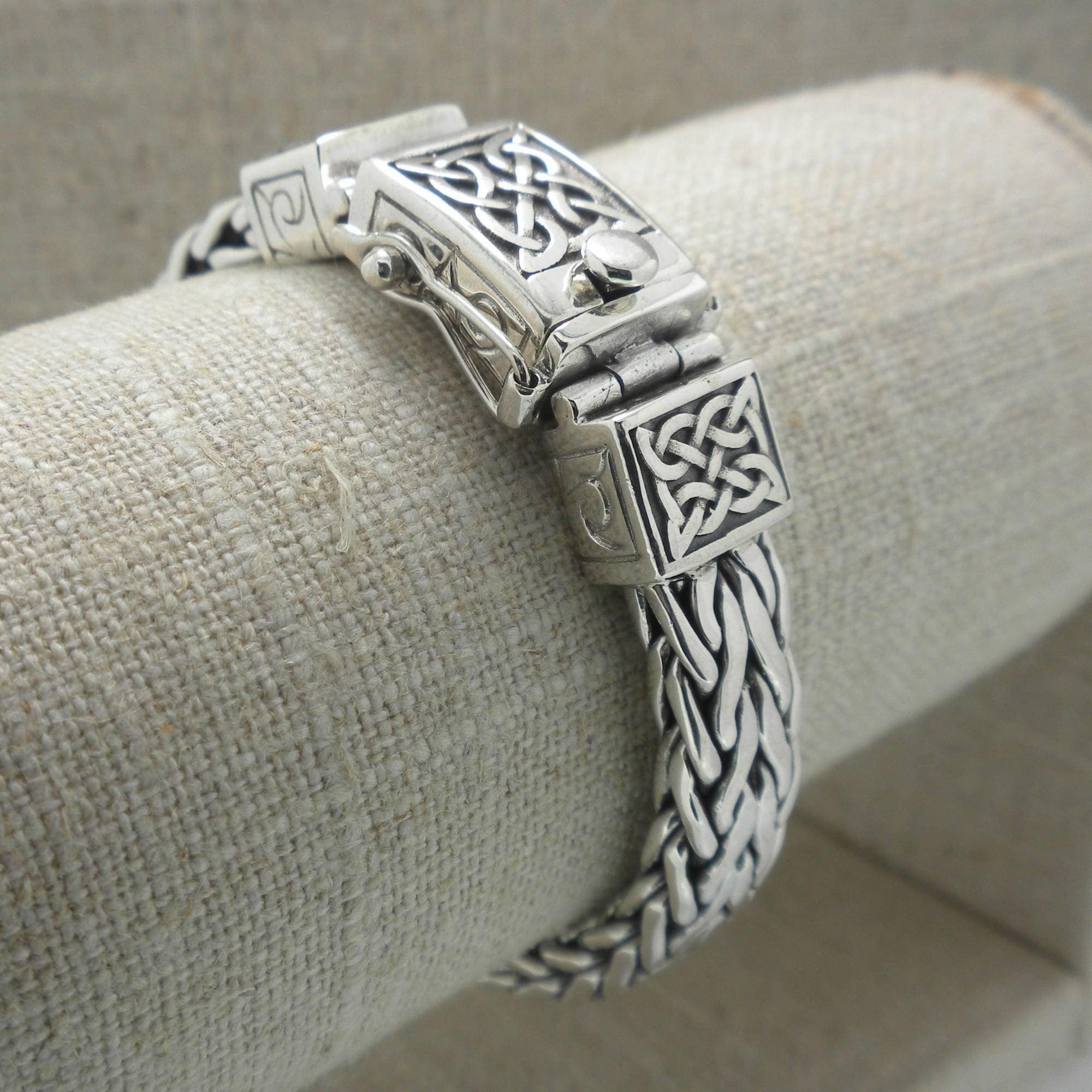 Celtic dragon best sale bracelet