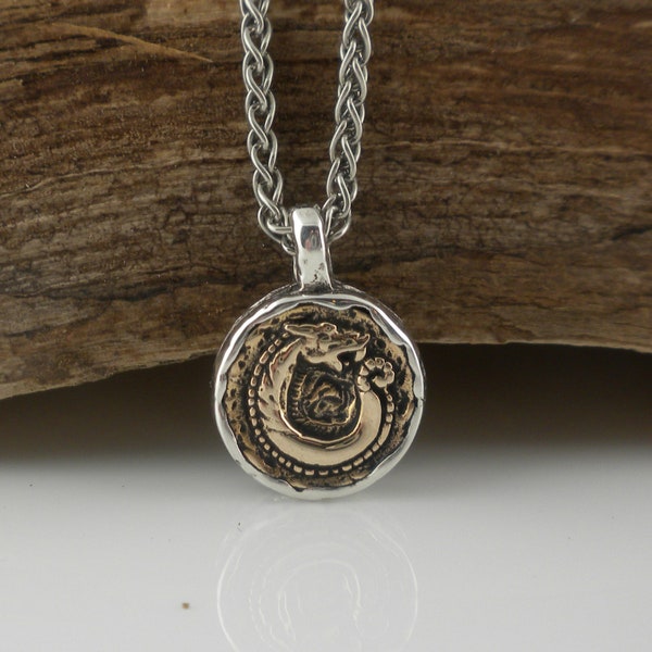 Petit pendentif esprit dragon celtique, argent sterling 925 et bronze, PETRICHOR par Keith Jack, collier 22" chaîne Spiga dans une boîte cadeau en tissu propre