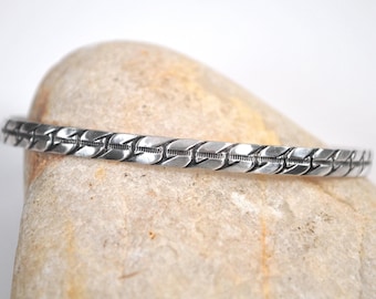 Narrow Vintage Sterling Silver Bangle Bracelet