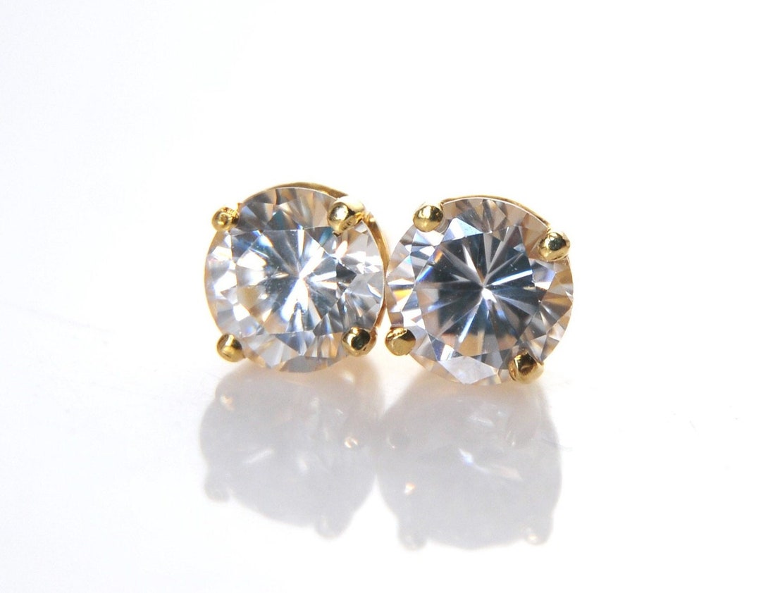 Orecchini A Goccia In Oro Giallo 14k Con Zirconi 6 Mm - Rita Stephens - Chiusura A Leva