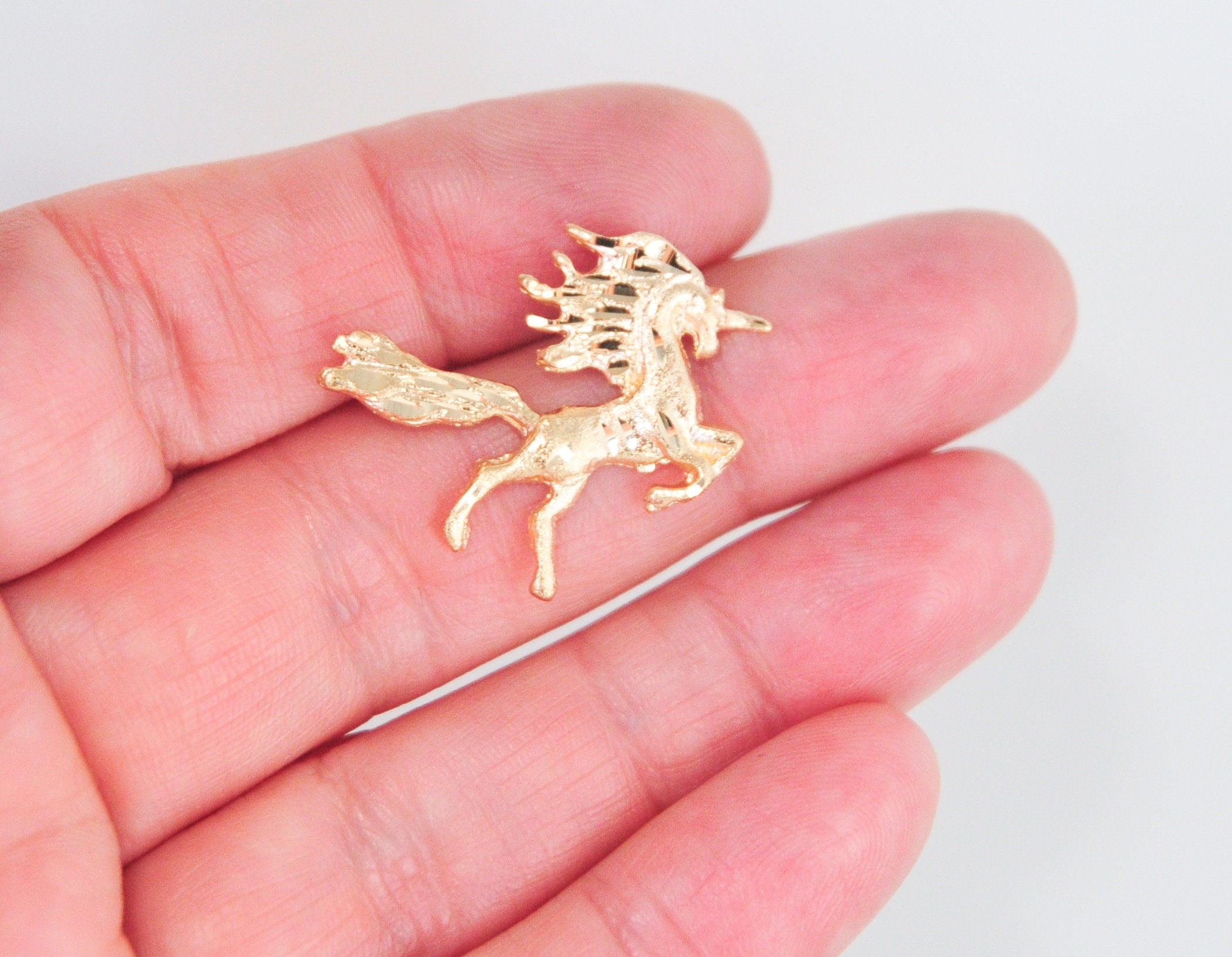 14Kゴールドユニコーンチャームペンダント - Etsy 日本