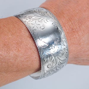 Vintage Wide Sterling Silver Floral Cuff Bracelet
