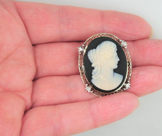 Antique 14K Gold Cameo on Black Stone Brooch - image 10