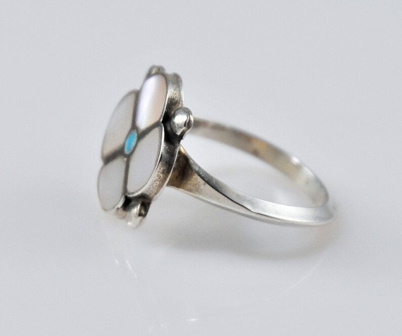 Signed Zuni Sterling Silver Ring Size 7