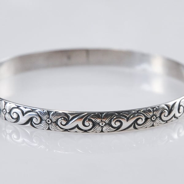 Vintage Danecraft Sterling Silver Floral Bangle Bracelet