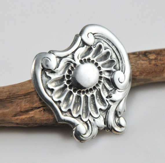 Antique Sterling Silver Floral Brooch - image 2