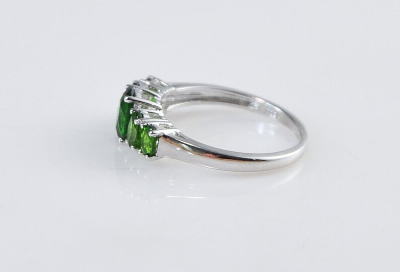 Designer STS 925 Sterling Silver Green Diopside Ring Size 8 image 4