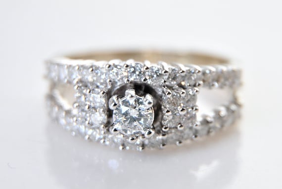 Vintage 14K White Gold 1ct tw Diamond Ring - image 1