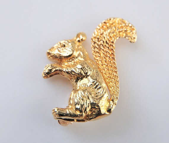 14K Gold Squirrel Brooch Pin - image 6