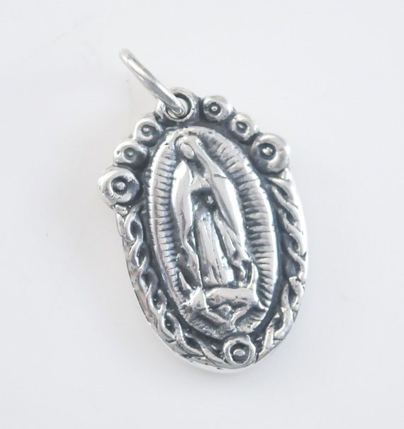 Sterling Silver Madonna Mary Medal Pendant