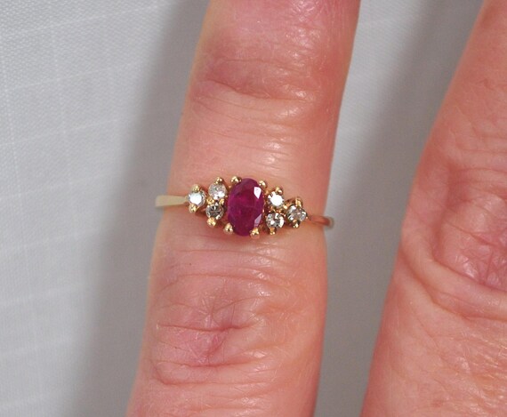 Small Size 14K Gold Ruby Diamond Ring - image 8