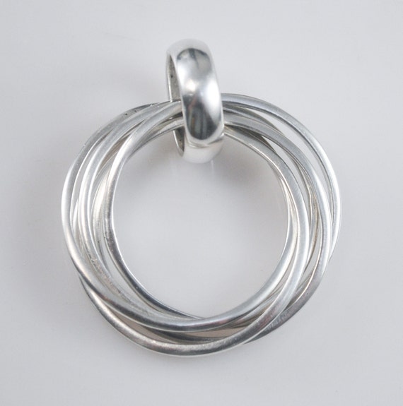 Silpada Sterling Silver 5 Ring Pendant