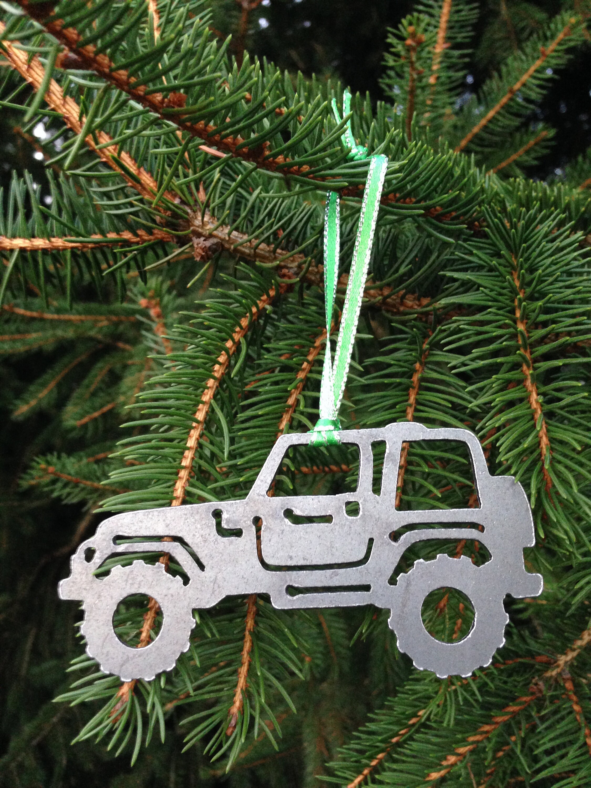 Off Road 4X4 Metal Ornament, perfect for jeep owners
